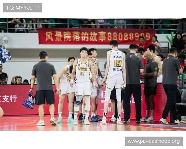 CBA常规赛MVP热门候选人胡金秋孙铭徽徐杰曾凡博韩德君纷纷亮相